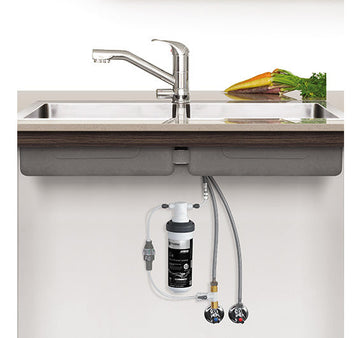 Quick-twist Ultra Z filter with Tripla™ T2 LED mixer tap